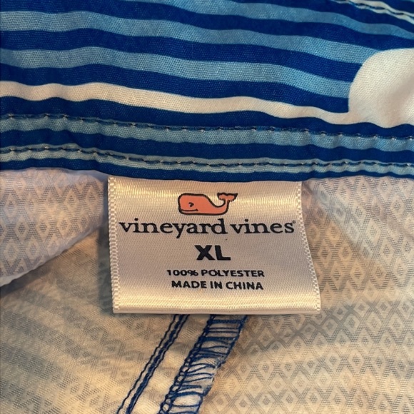 Vineyard Vines Boys Bathing Suit. Size XL - Picture 5 of 7